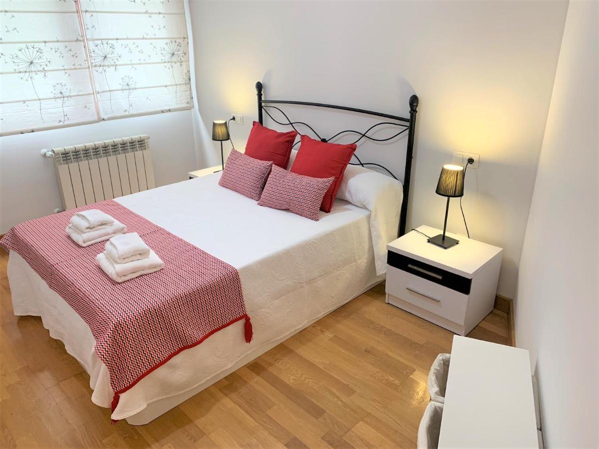 Apartament Apartamento La Losa Oviedo Zewnętrze zdjęcie